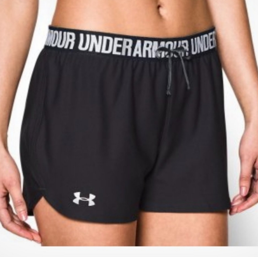Under Armour Shorts Women's Size Small